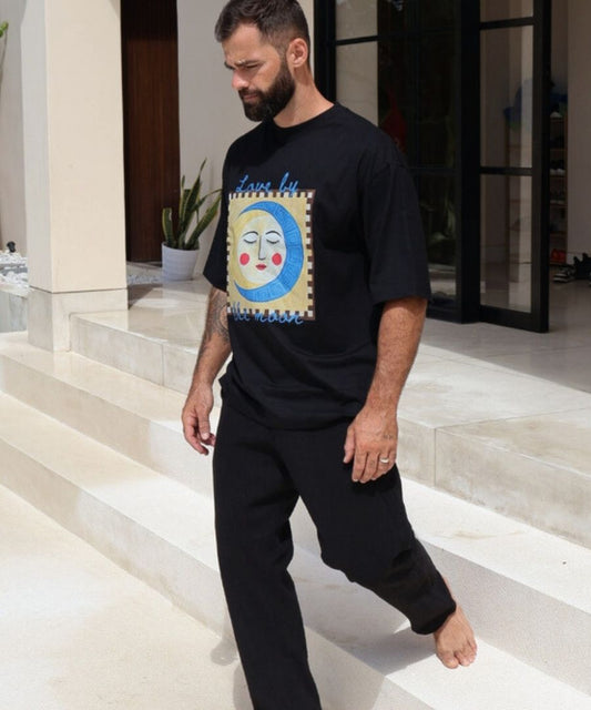 Love by the moon Tee