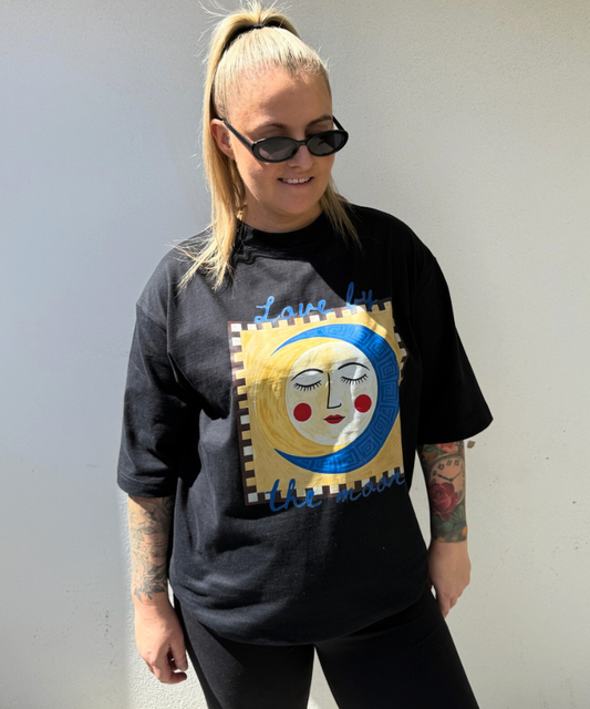 Love by the moon Tee